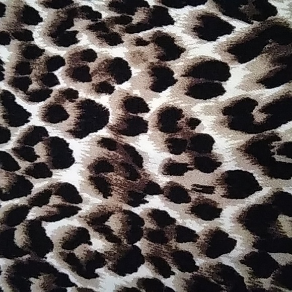 Chico's leopard print top - Picture 4 of 8